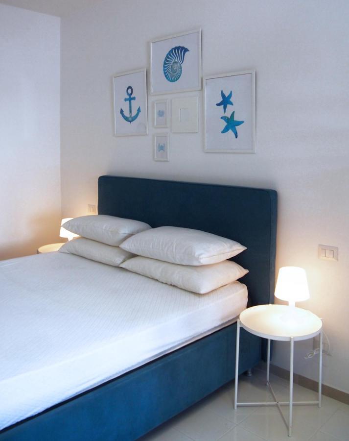 Le Rose Beach & Suites Appartamenti Fronte Mare A Villarosa 마르틴시쿠로 외부 사진